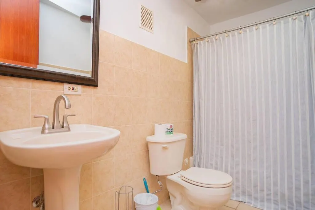 Appartamento Costa Ensenada Penthouse 505 Across The Street From Balneario Beach Rincon