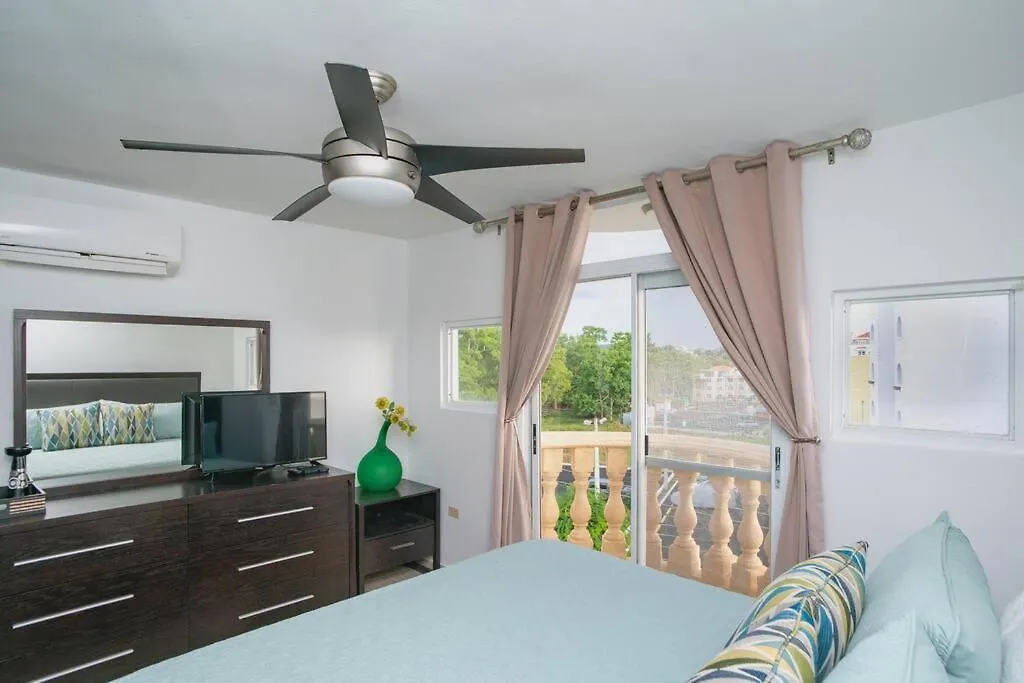 Costa Ensenada Penthouse 505 Across The Street From Balneario Beach Rincon Porto Rico